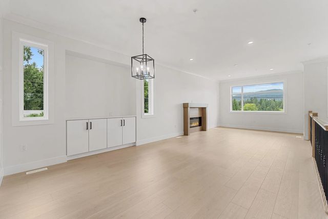 33664 Dewdney Trunk Road, Mission