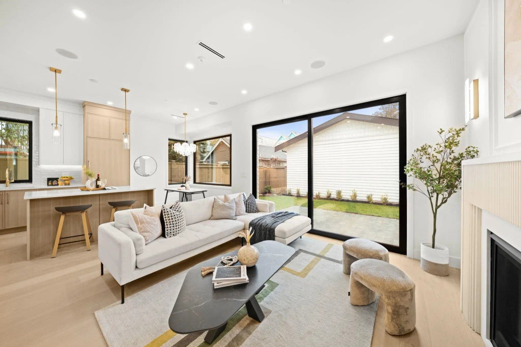 2965 Glen Drive, Vancouver