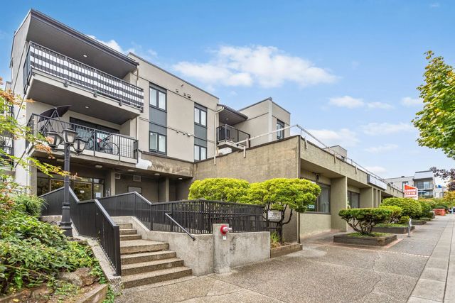 836 Twelfth Street 202, New Westminster
