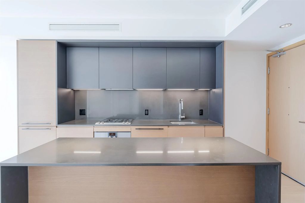 1289 Hornby Street 2710, Vancouver