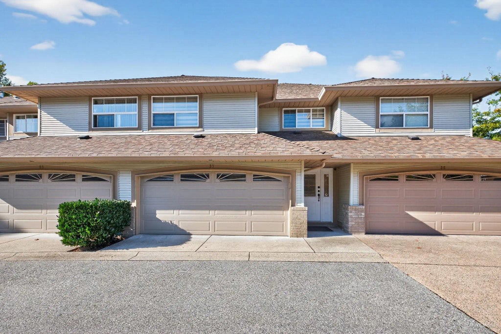 12165 75 Avenue 37, Surrey