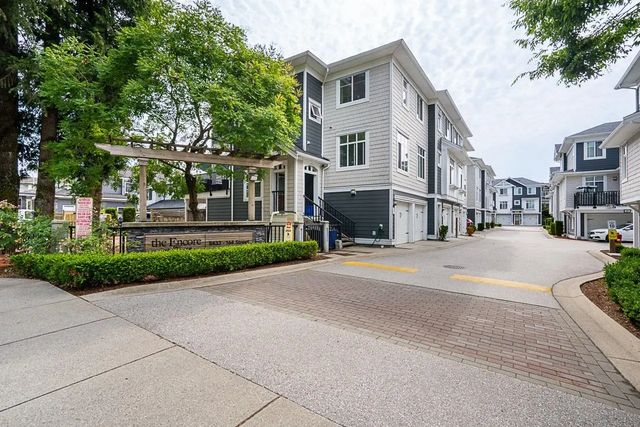 8433 164 Street 30, Surrey