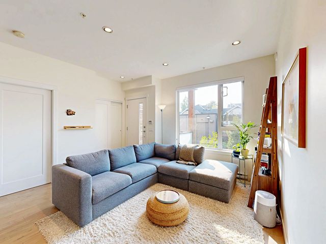 4527 Earles Street, Vancouver