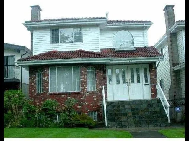 5523 Rhodes Street, Vancouver