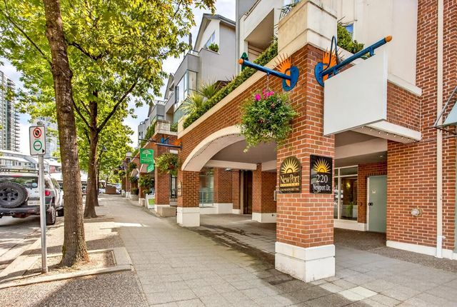 220 Newport Drive 409, Port Moody