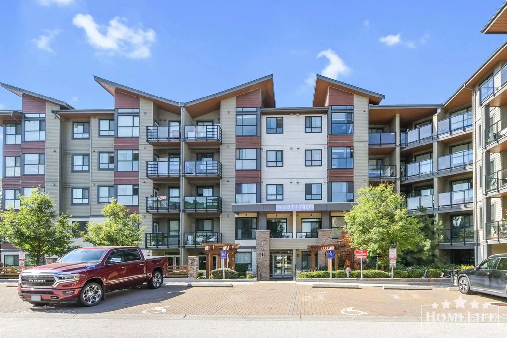 7809 209 Street 501, Langley
