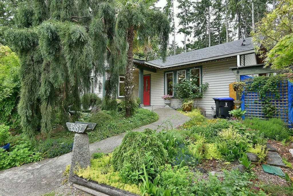 4382 Marble Road, Sechelt