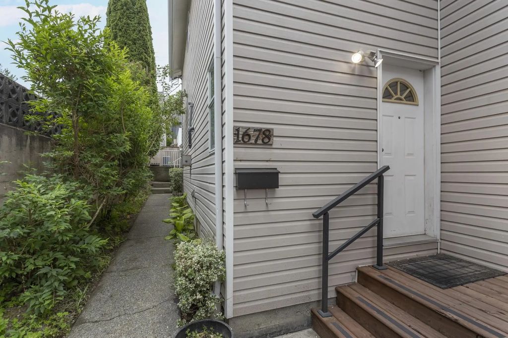 1678 E 13th Avenue, Vancouver