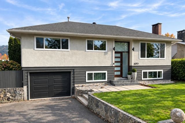 1070 Stratford Avenue, Burnaby