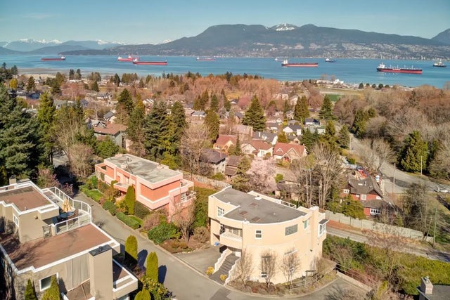 4322 West Point Place, Vancouver