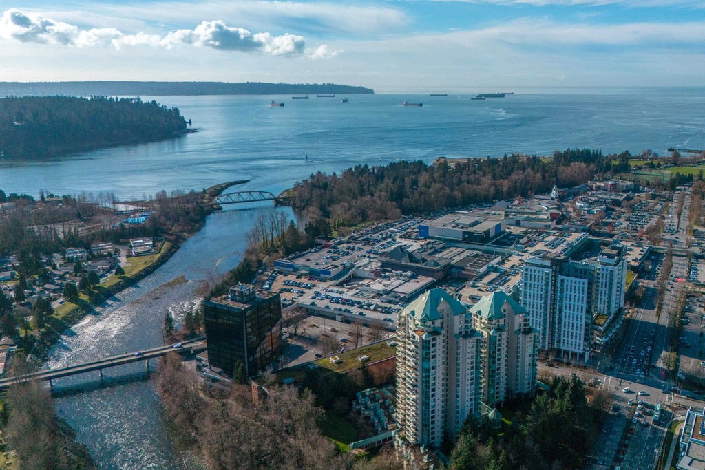 338 Taylor Way 15b, West Vancouver