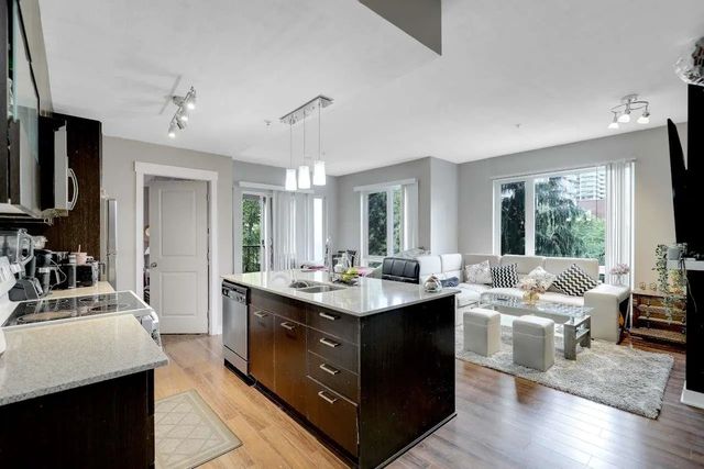 13339 102a Avenue 316, Surrey