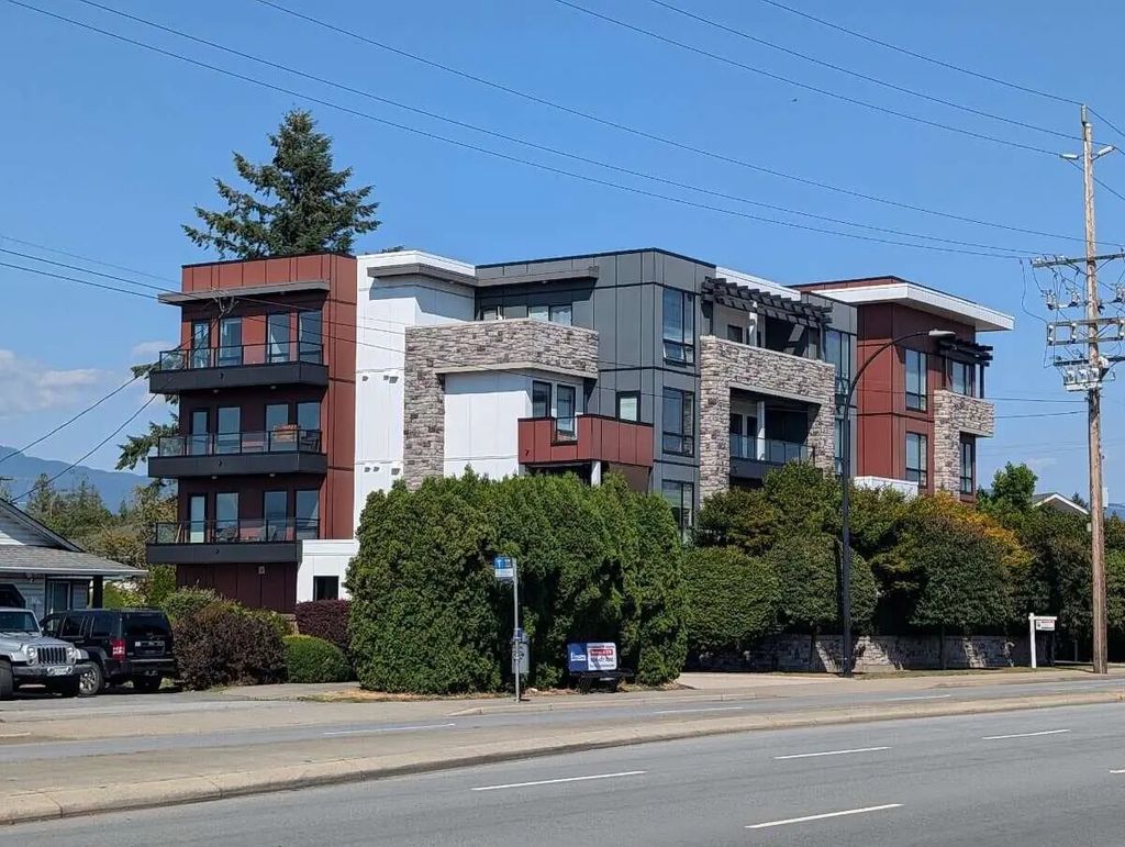 20331 Dewdney Trunk Road 403, Maple Ridge