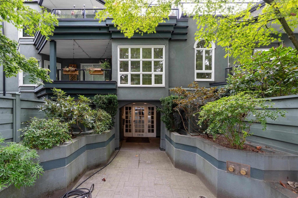 1925 W 2nd Avenue 109, Vancouver