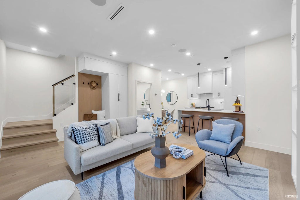 65 E King Edward Avenue 1, Vancouver