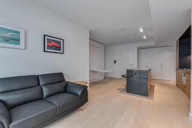 1289 Hornby Street 2909, Vancouver