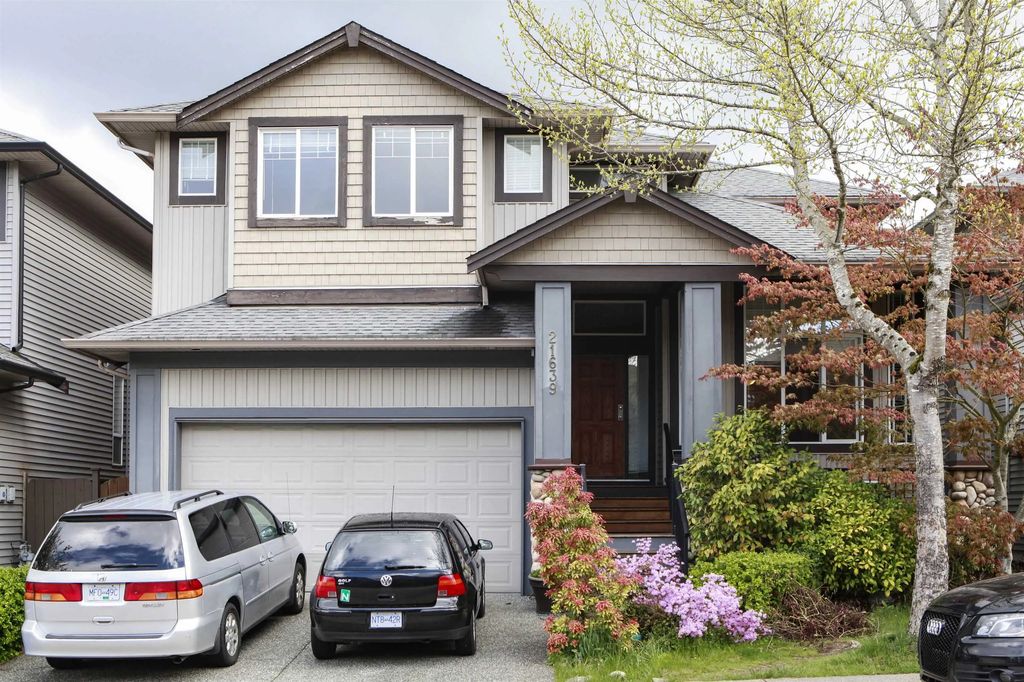 21639 90a Avenue Upper Level, Langley
