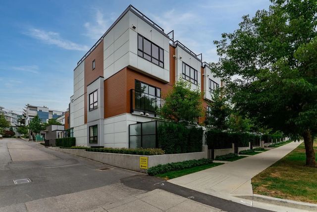 520 W 28th Avenue 11, Vancouver