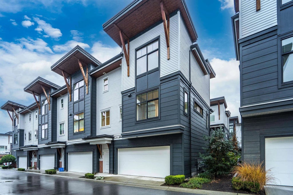 22128 48a Avenue 14, Langley