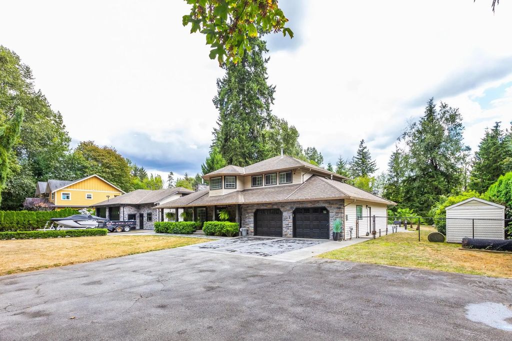 19118 86 Avenue, Surrey