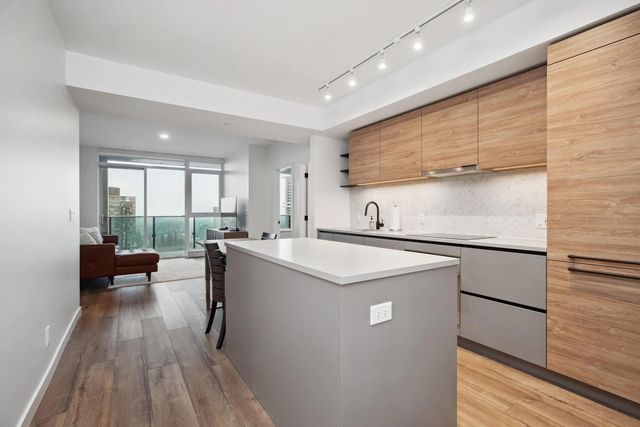 10448 University Drive 3609, Surrey