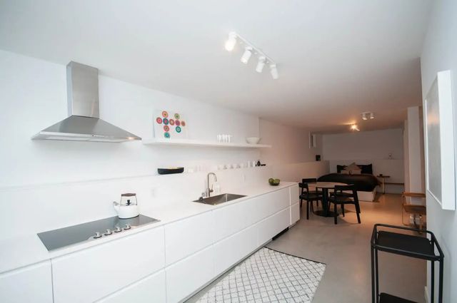 563 Union Street 2, Vancouver