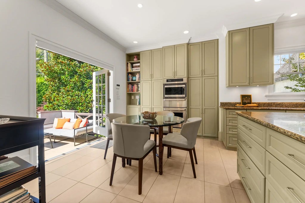 6339 Adera Street, Vancouver