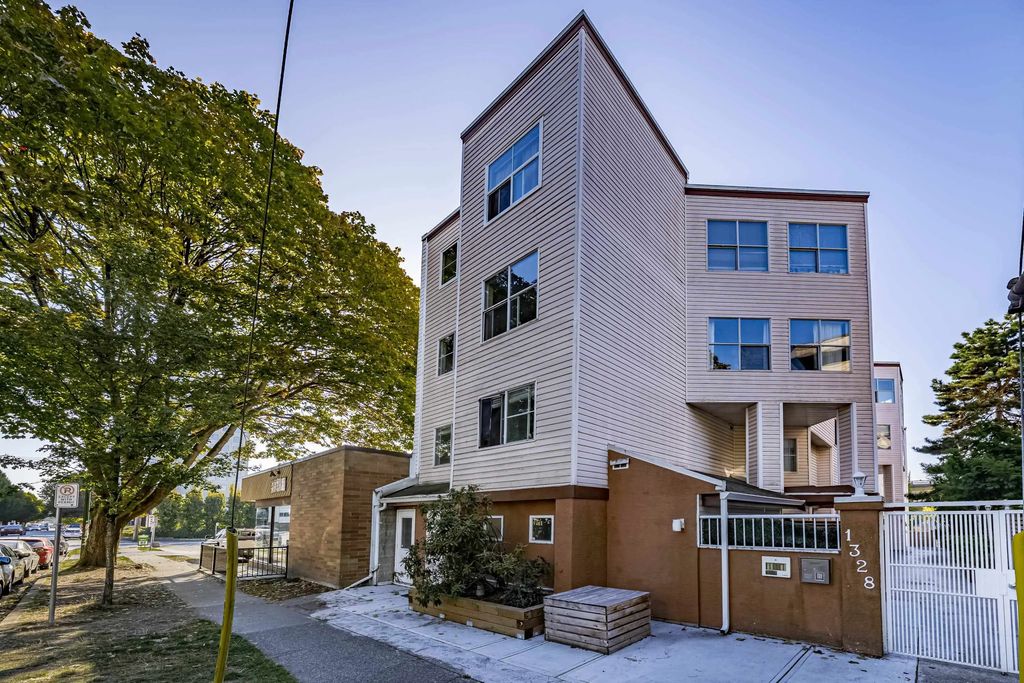 1328 W 73rd Avenue 1, Vancouver