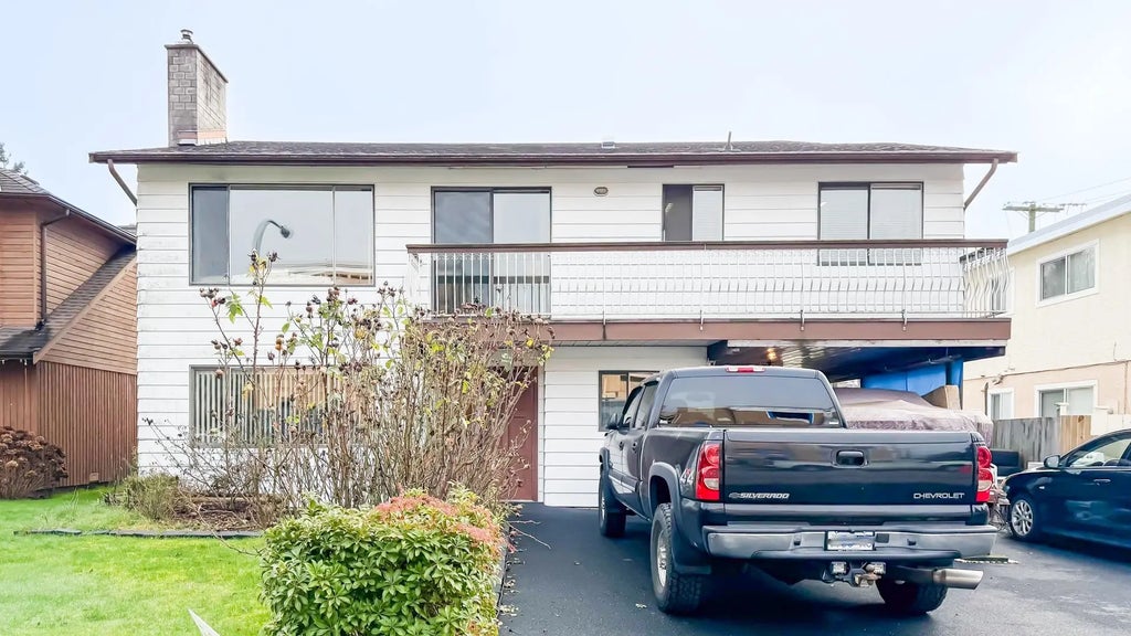 5716 48b Avenue, Delta