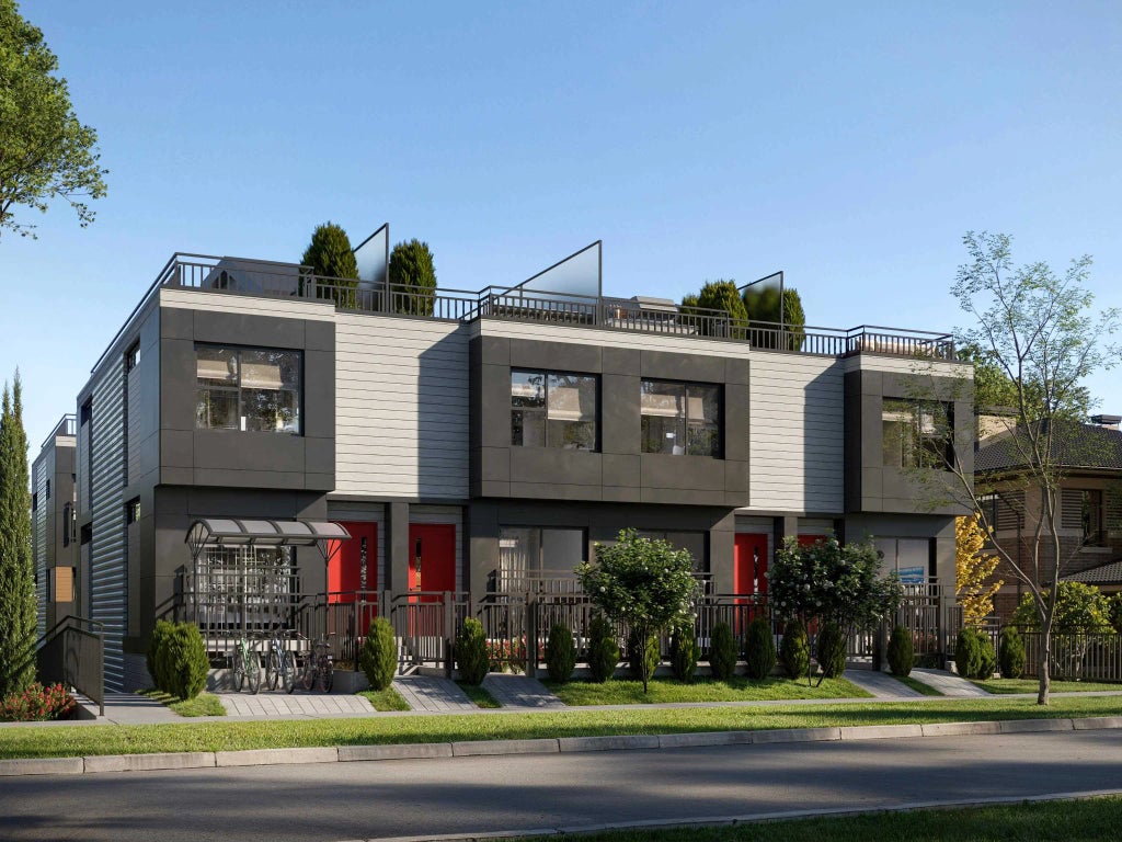 586 Thompson Avenue 108, Coquitlam