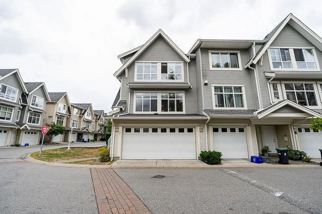 6450 199 Street 62, Langley