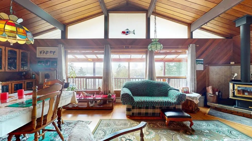 5228 Claydon Road, Pender Harbour