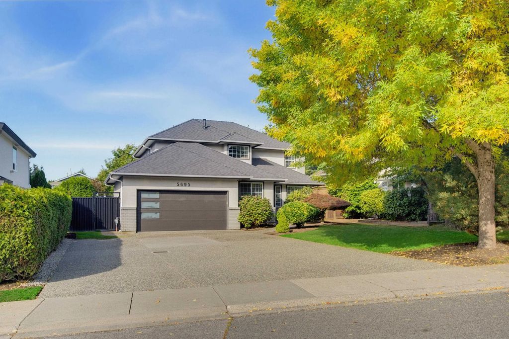 5695 185 Street, Surrey