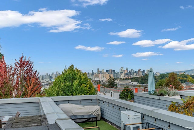 1407 East 1st Street, Vancouver