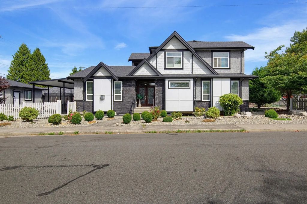 7888 Coquitlam Street, Burnaby