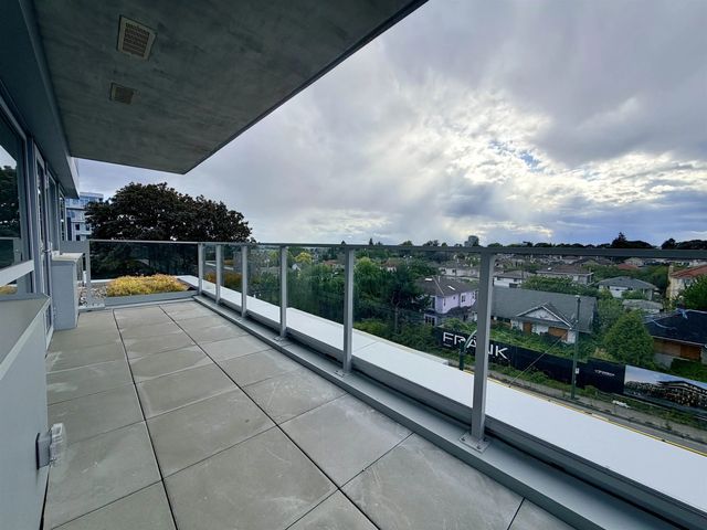 8120 Oak Street 502, Vancouver