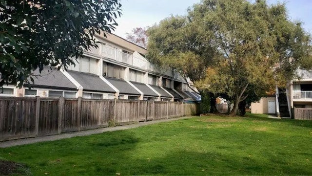 17706 60 Avenue 43, Surrey