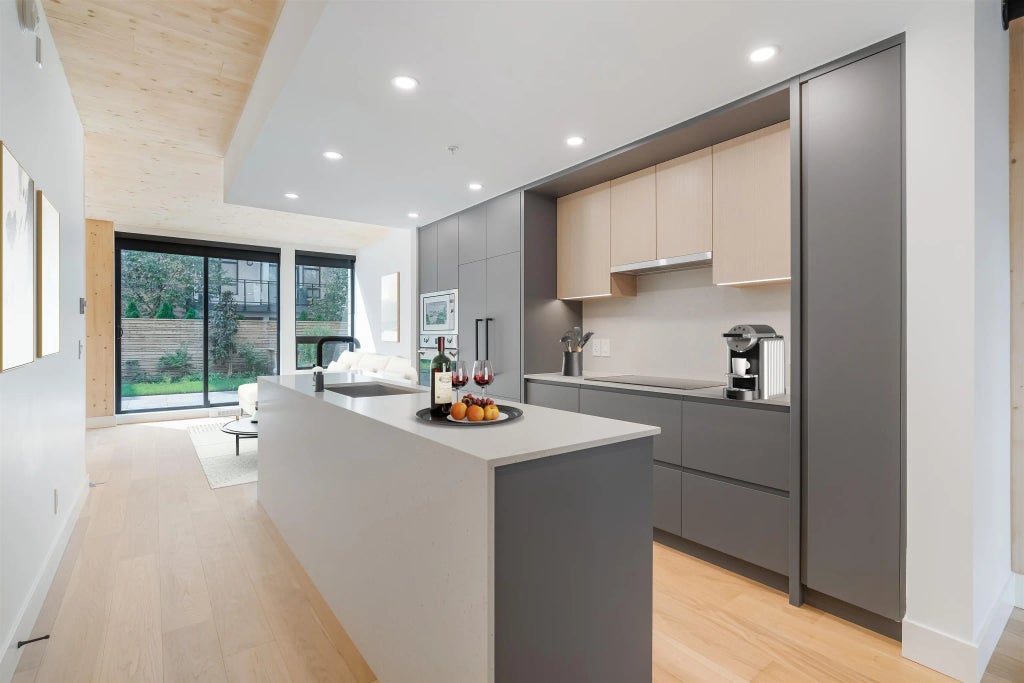 310 Salter Street 121, New Westminster