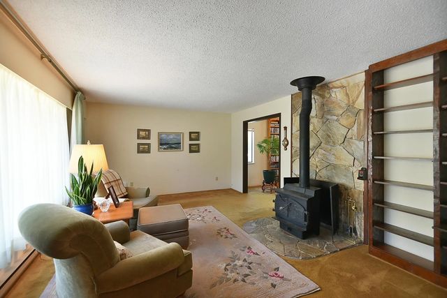 5749 Surf Circle, Sechelt