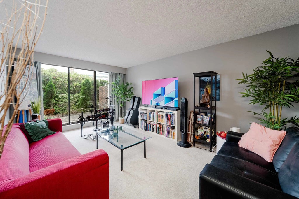 2450 Cornwall Avenue 108, Vancouver