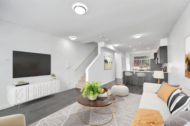14555 68 Avenue 49, Surrey