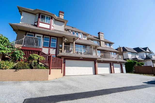 1130 Hachey Avenue 2, Coquitlam