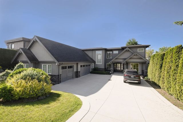 14378 Blackburn Avenue, White Rock