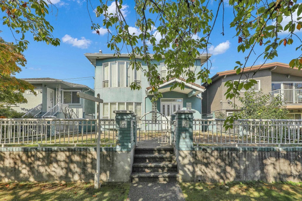 1257 E 60th Avenue, Vancouver