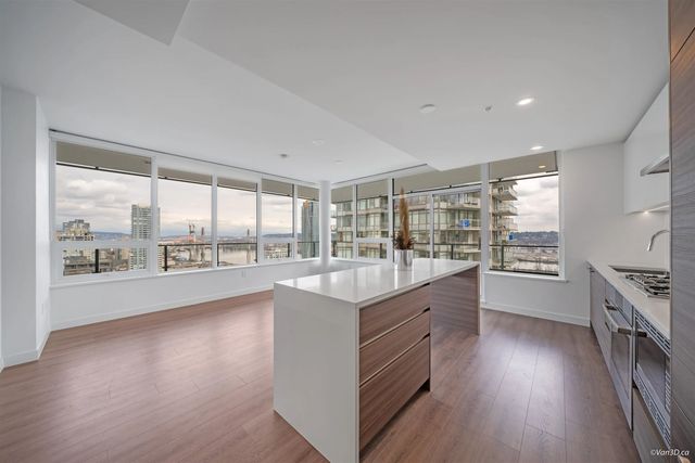 823 Carnarvon Street 3103, New Westminster