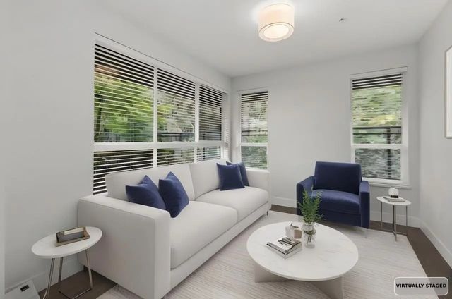 5485 Brydon Crescent 112, Langley