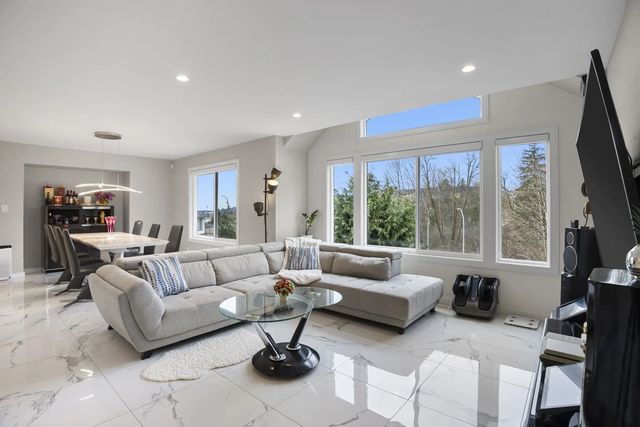 2268 Nacht Avenue, Port Coquitlam