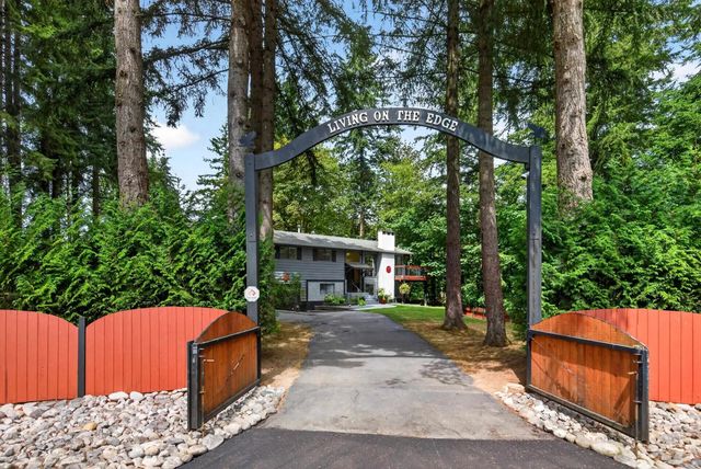 24299 55 Avenue, Langley