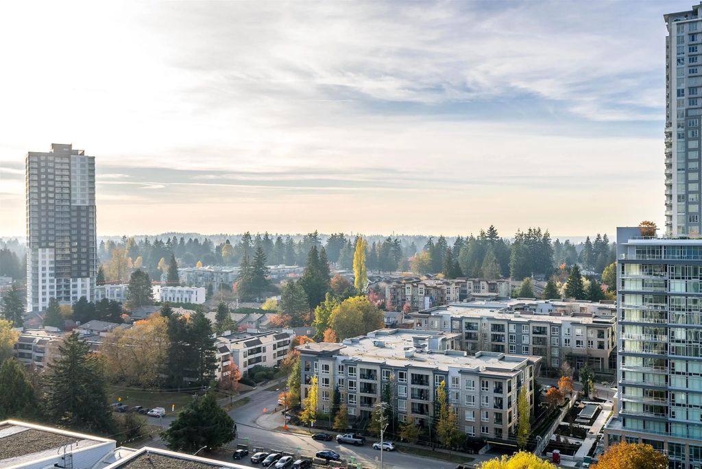 13438 Central Avenue 1802, Surrey