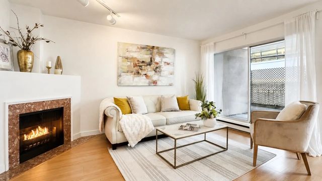 985 W 10th Avenue 103, Vancouver